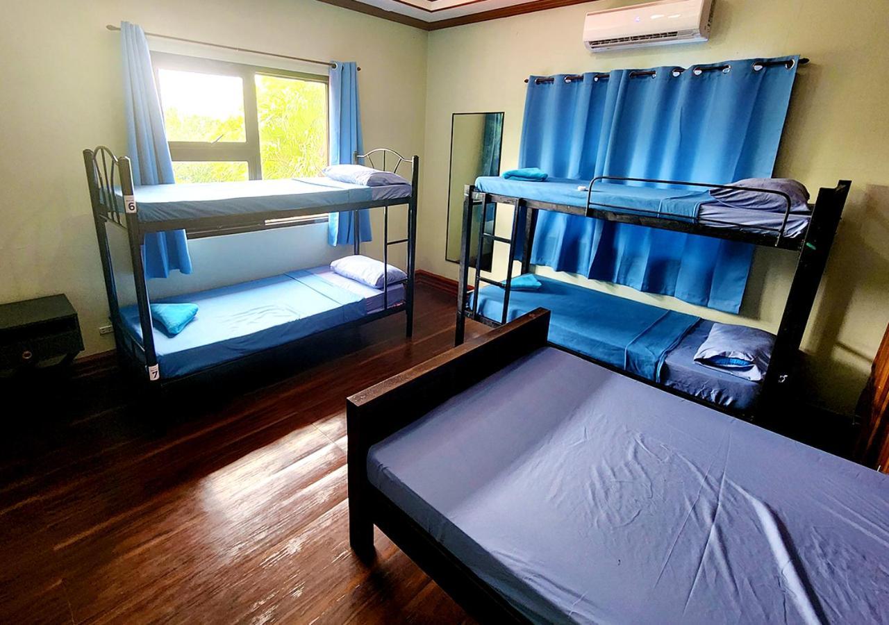 Tanauan  Leynes Taal Lake Resort And Hostel מראה חיצוני תמונה